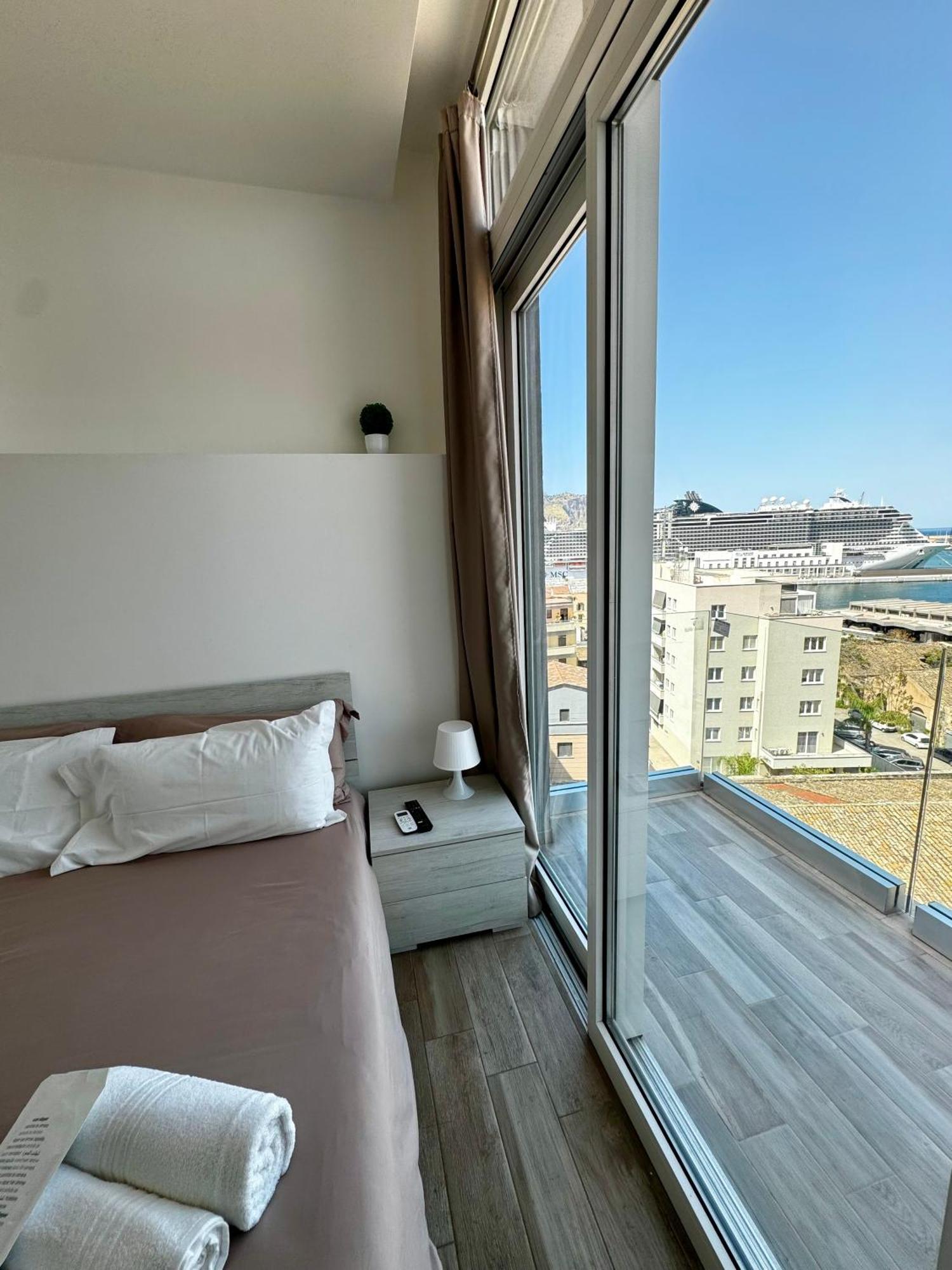 Palermo Inn Marina Exclusive View ภายนอก รูปภาพ
